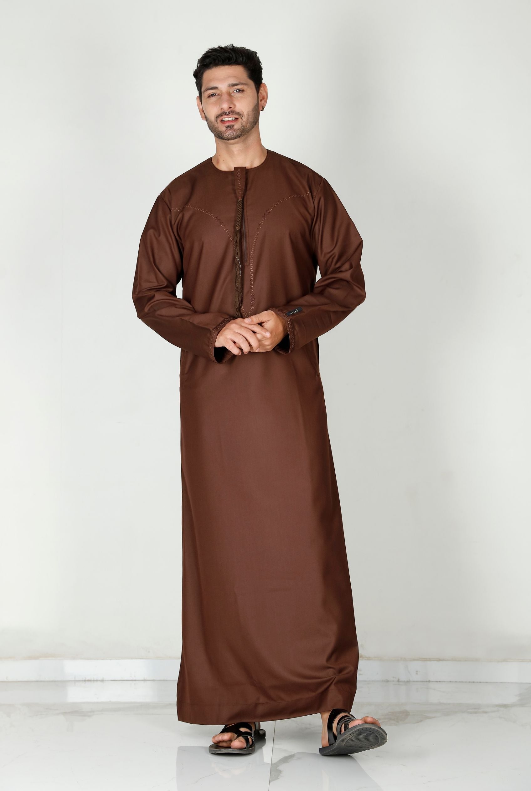 Tasselled Thobe Brown 114 Col 9