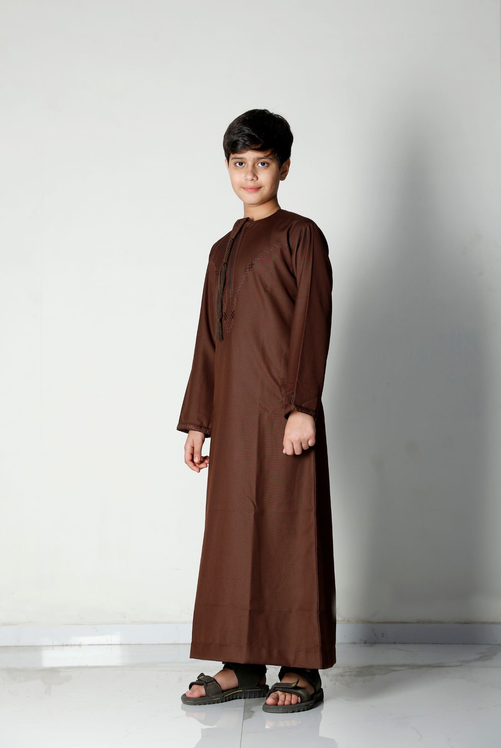 Boys Tasselled Thobe Brown 114 Col 9