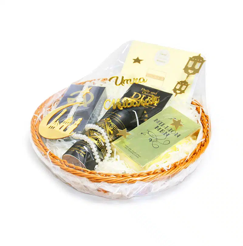 Elegant Mens Umrah Gift Hamper