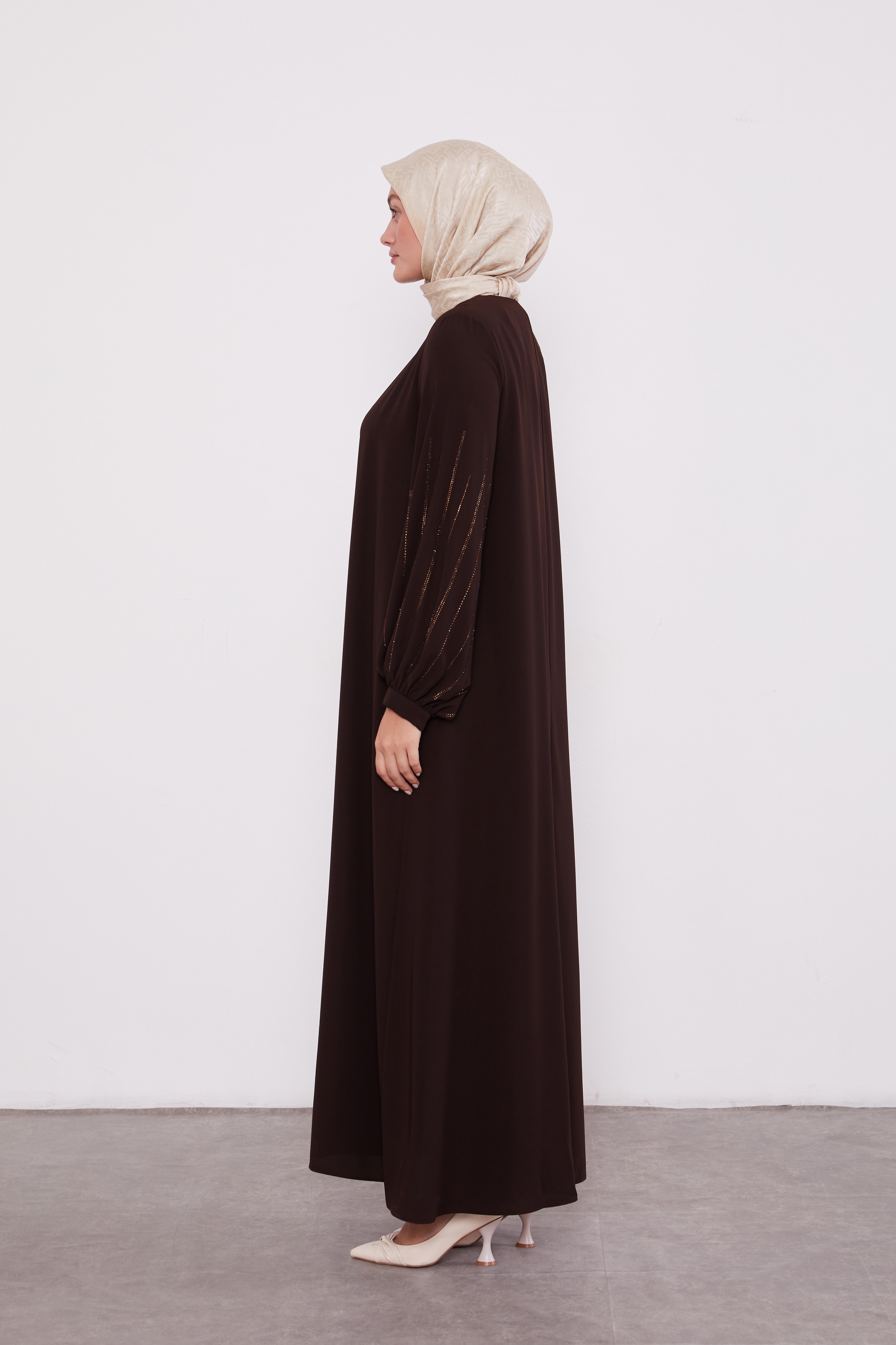 Classic Zipped Abaya with Cuffed Sequenced Sleeves Chocolate 520628