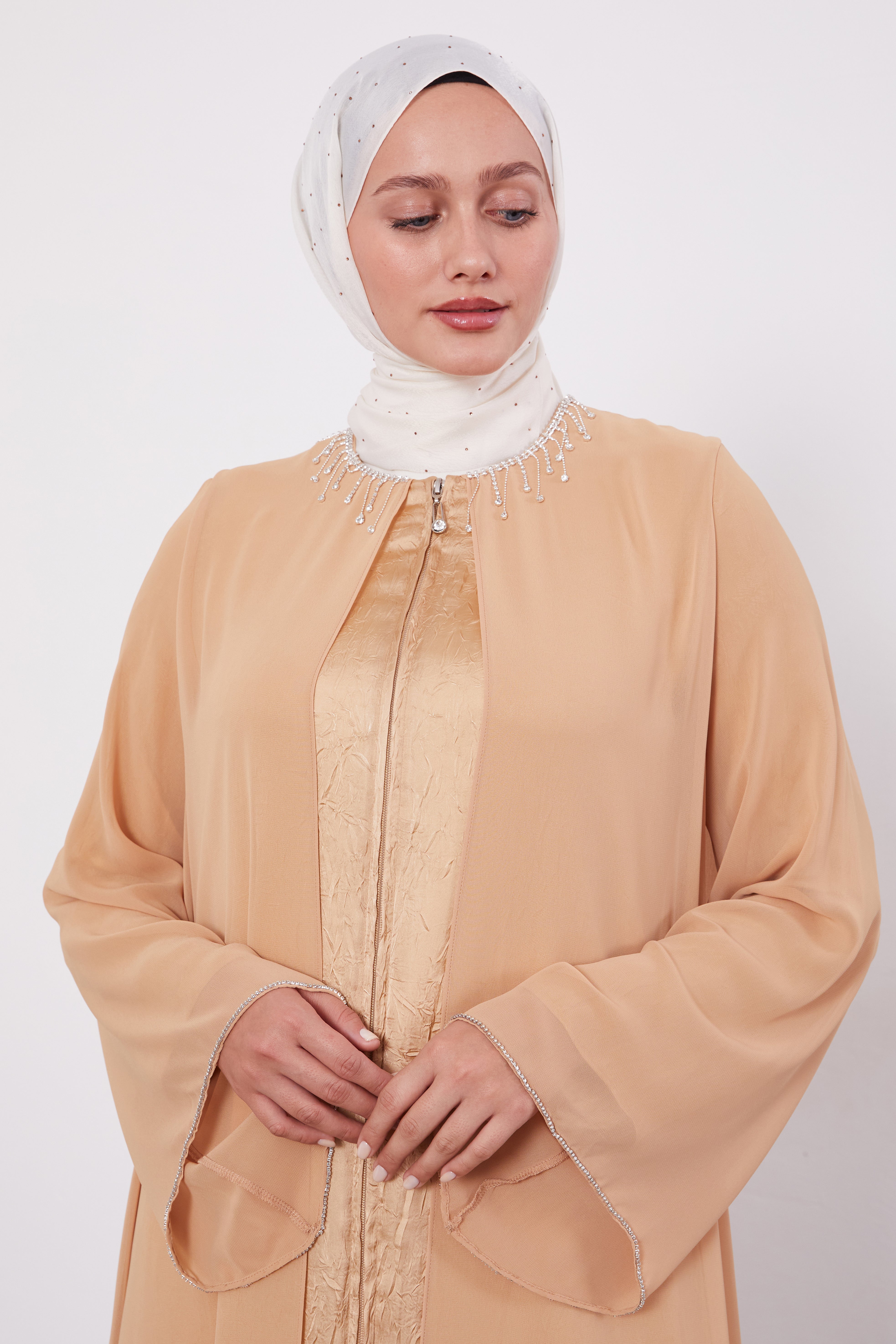 Detailed Neck Silk Chiffon Zipped Abaya Gold 520023