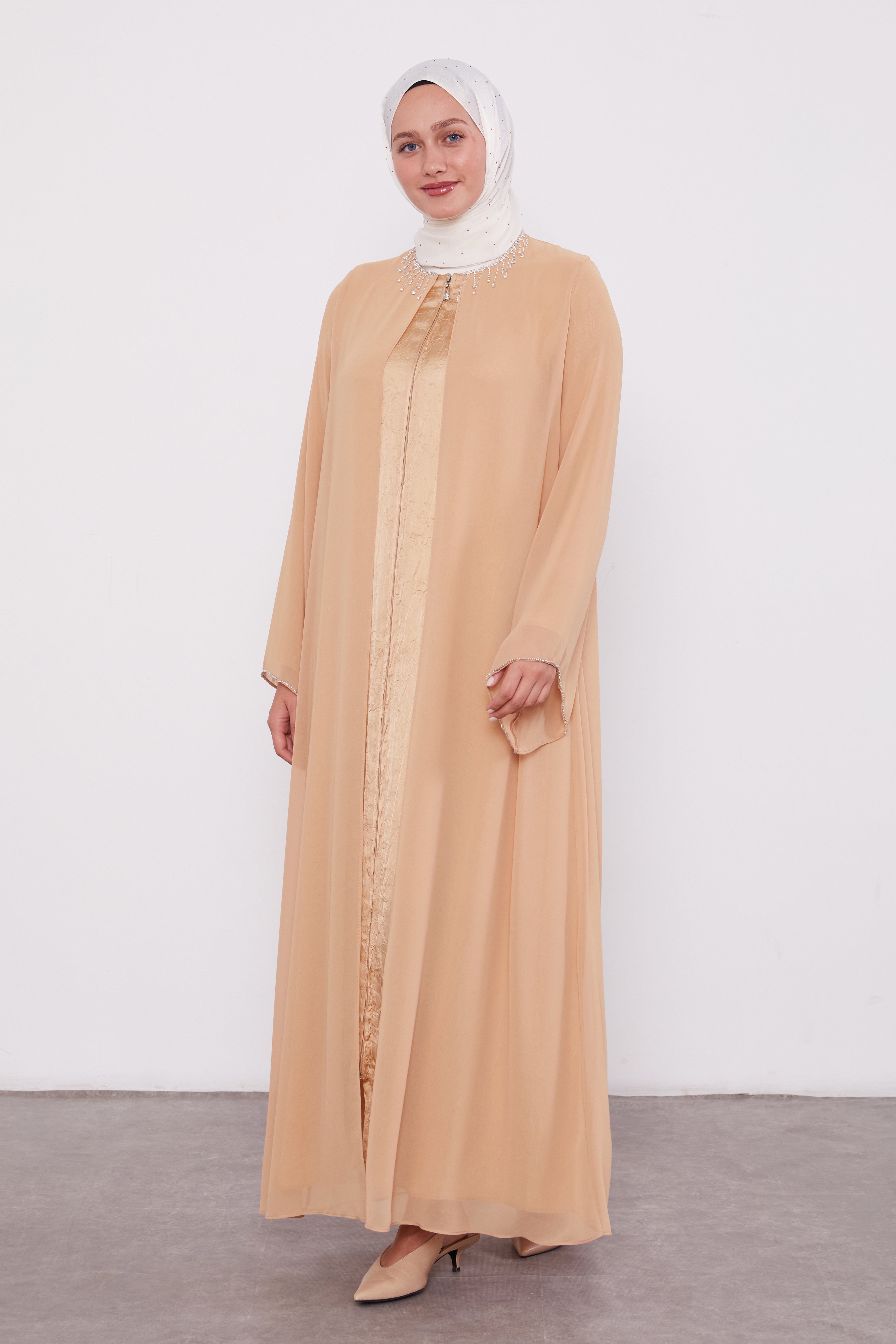 Detailed Neck Silk Chiffon Zipped Abaya Gold 520023