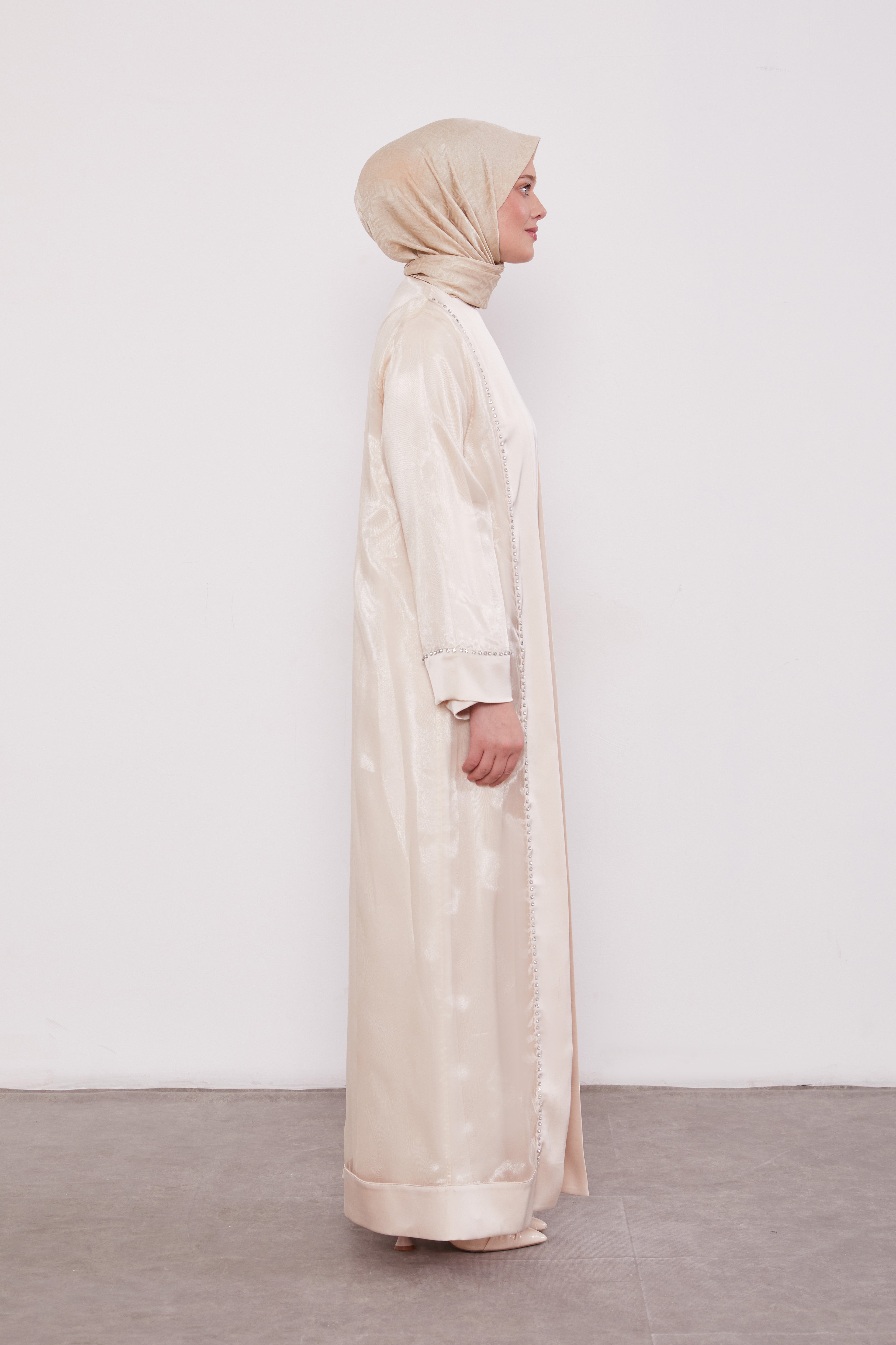 Luxury Satin 2 Piece Kimono Set Biege