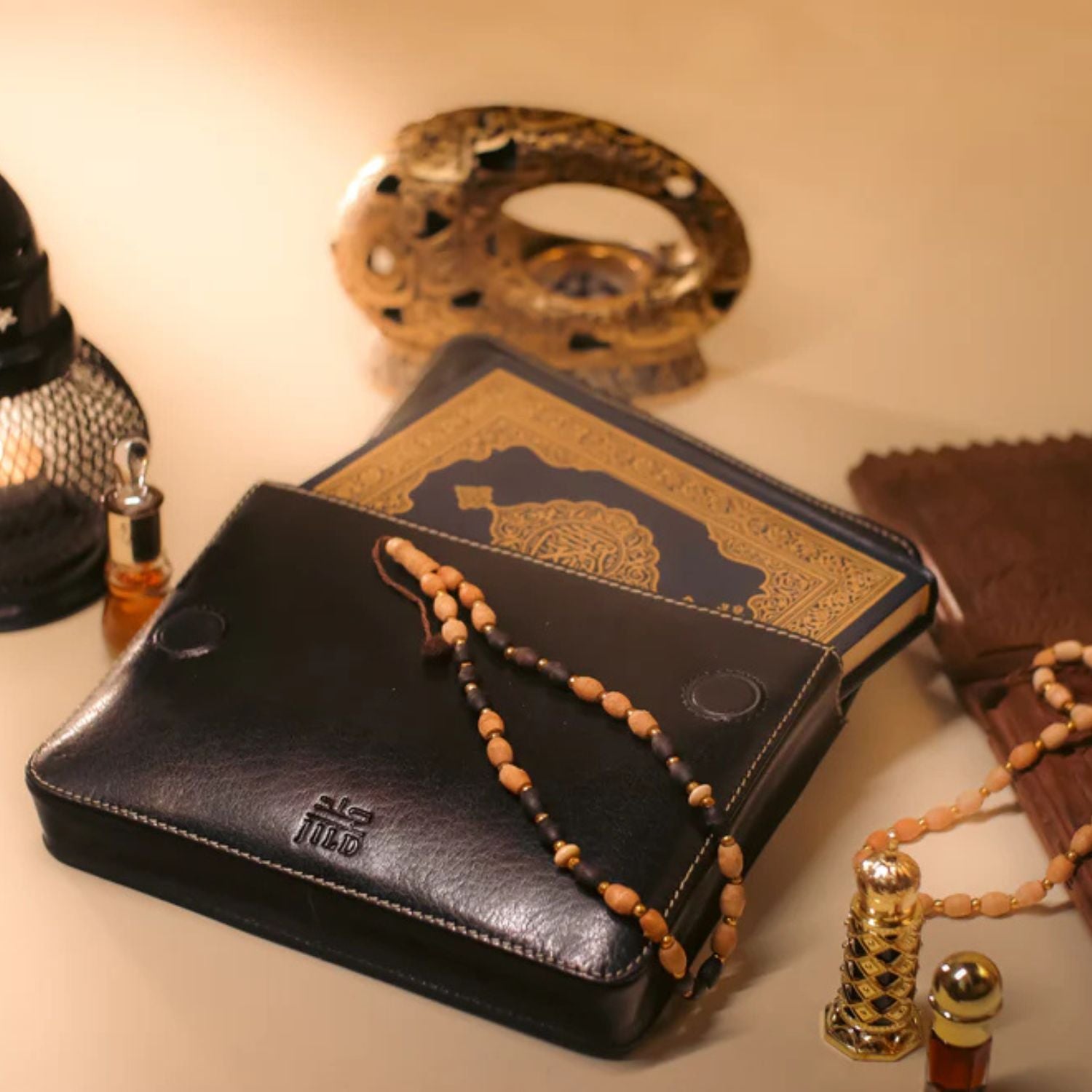 Himayah Kiswa Quran Sleeve Black