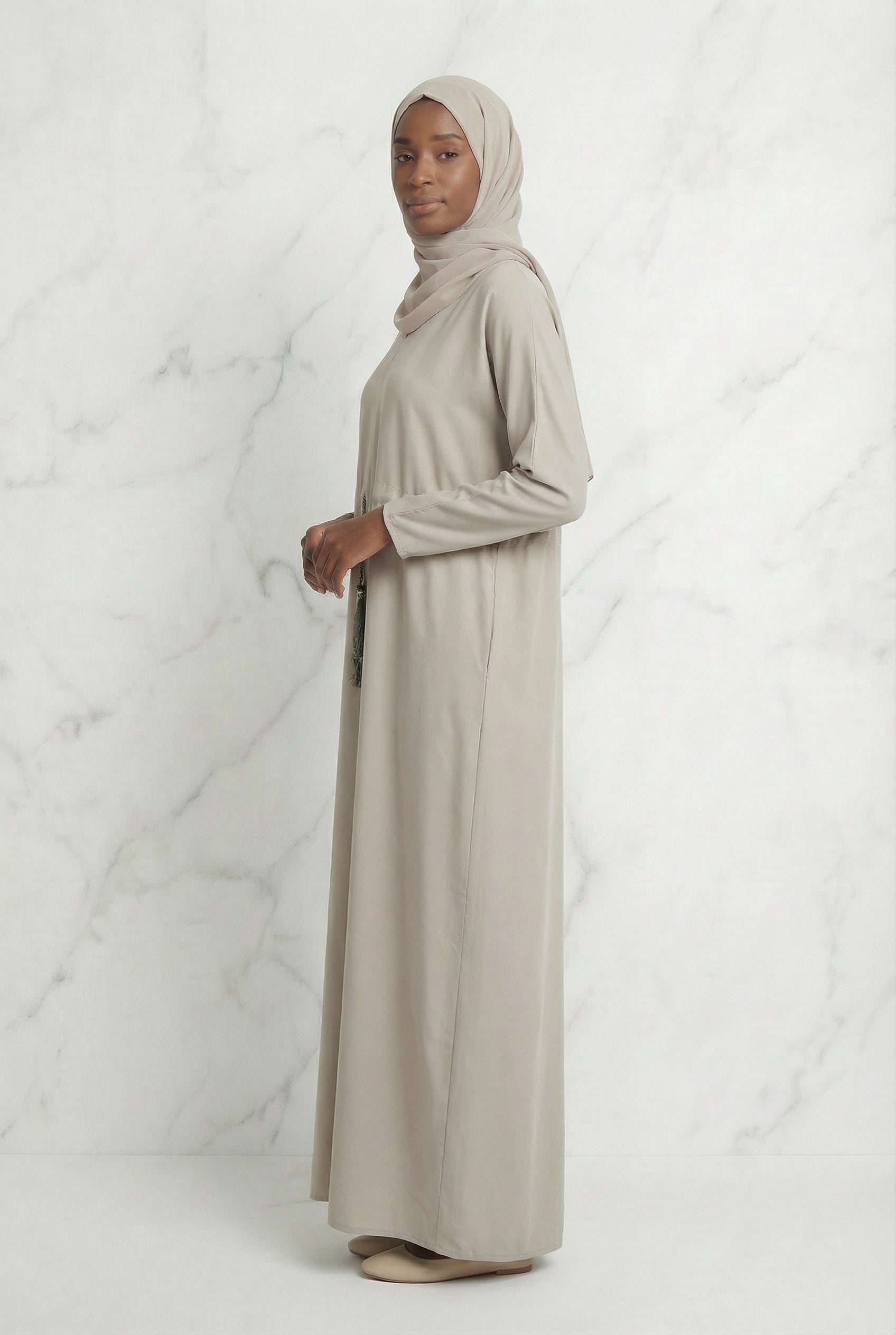 Drawstring Abaya Ivory 680 Col 53