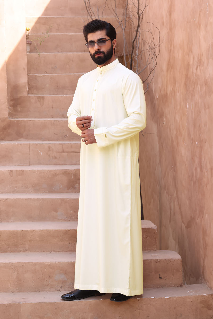 Elegant Collared Thobe Off White 1015