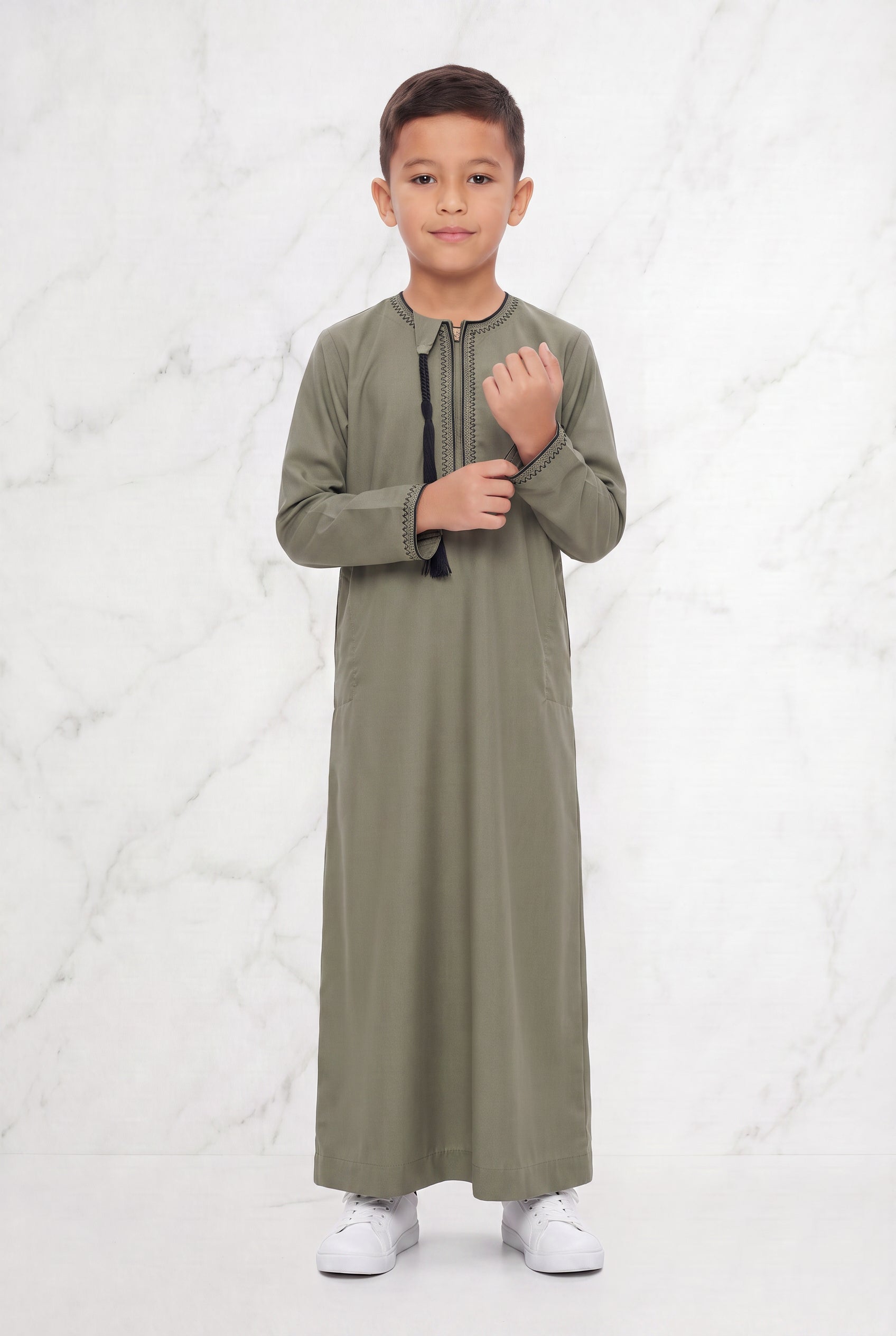Boys Omani Tasselled Thobe Pebble 104 Col 5