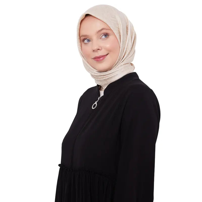 Modest Zipped Black Abaya