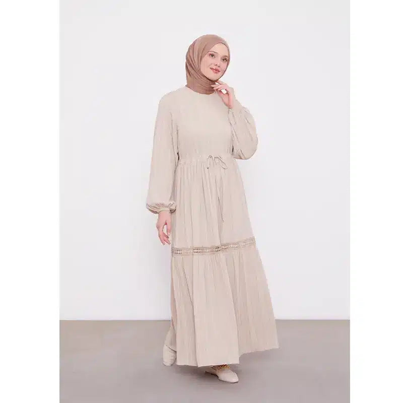 Cream Belted Drawstring Abaya
