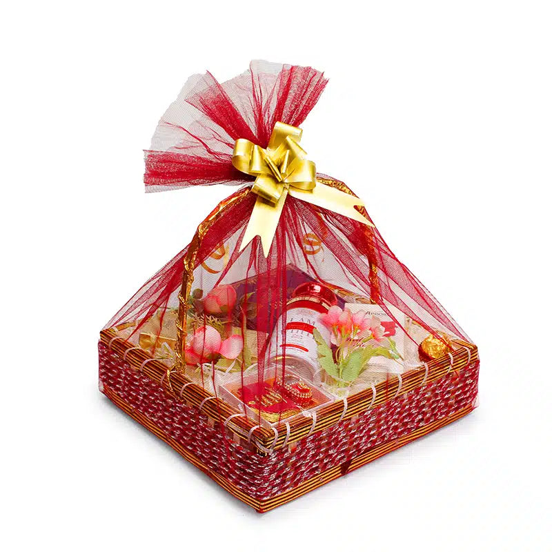 Graceful Gift Hamper for Women