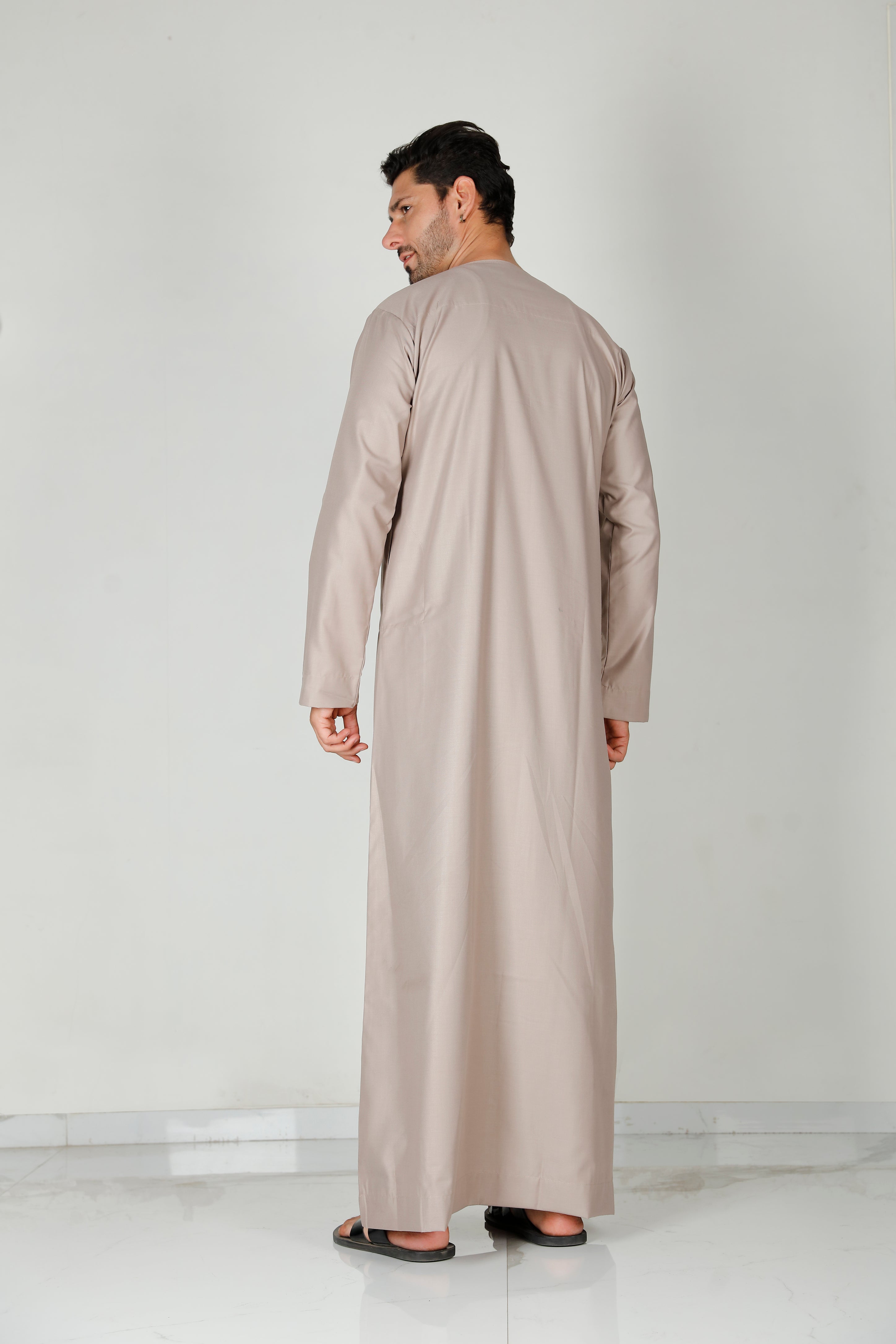 Omani Thobe Taupe 101 Col 24