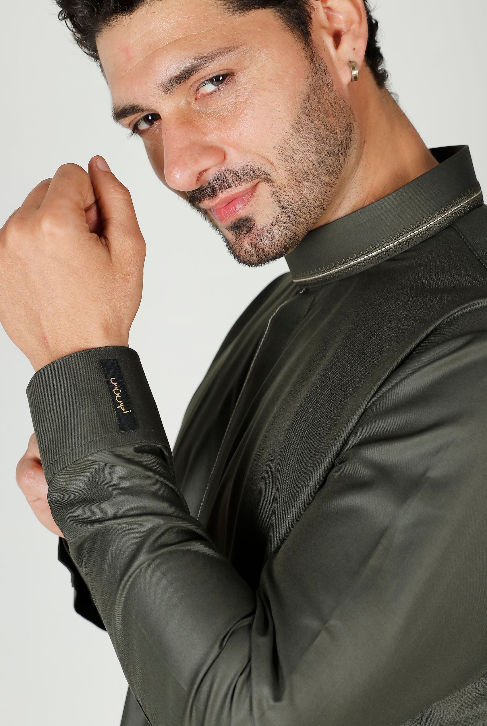 Premium Collared Thobe Olive 110 Col 15