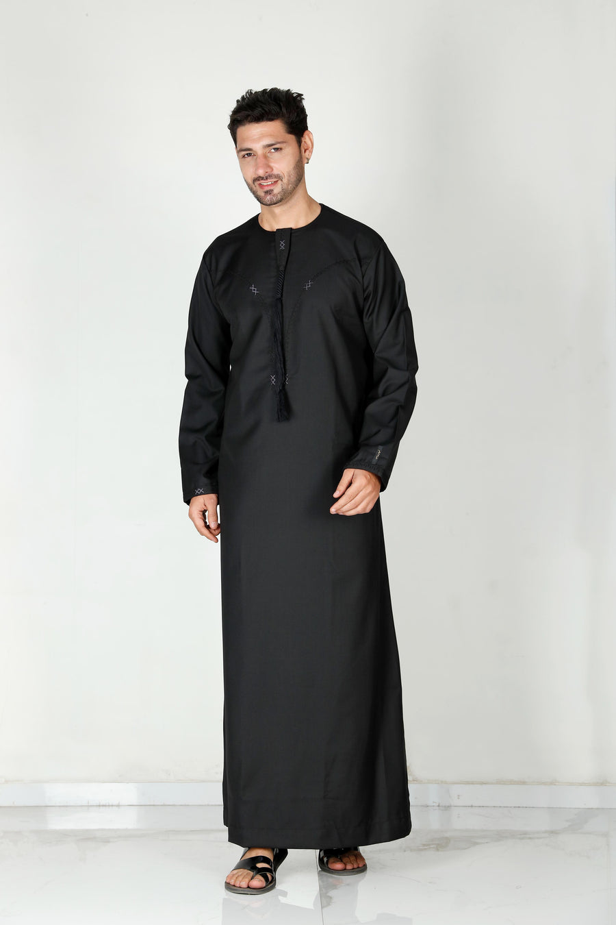 Mens Tasselled Thobe Black 114 Col 10