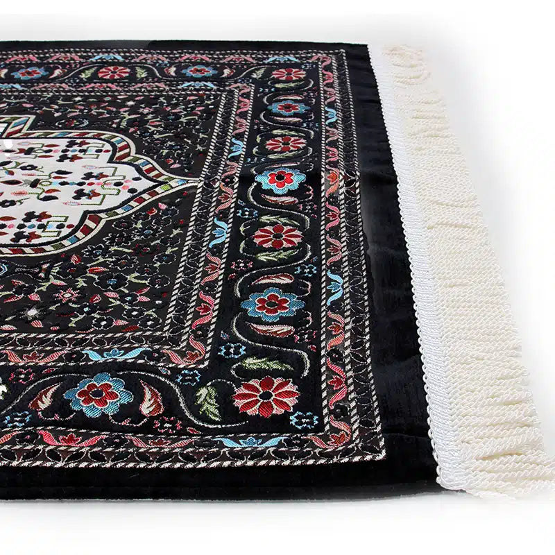 Black Traditional Design Prayer Mat