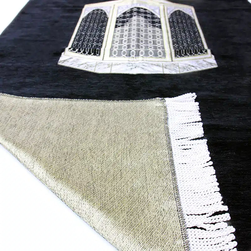 Black Maqam-e-Ibrahim Print Prayer Mat