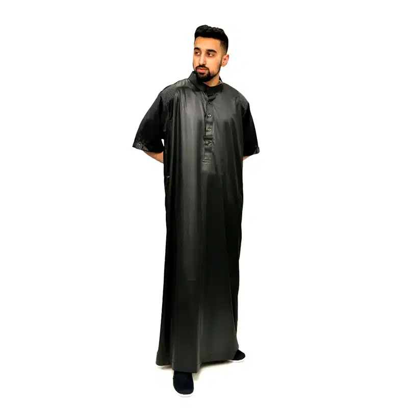 Men's Half Sleeve Collared Black Thobe 822- 822