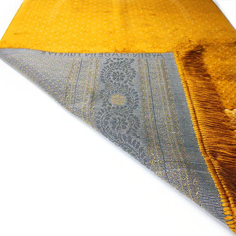 Plus Secc Bronze With White Pattern Prayer Mat