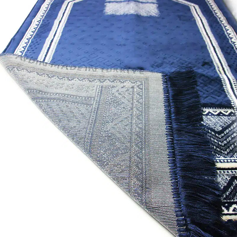 Plus Secc Navy Blue With White Pattern Muslim Prayer Mat