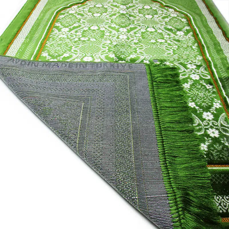 Plus Secc Green, White And Bronze Prayer Mat