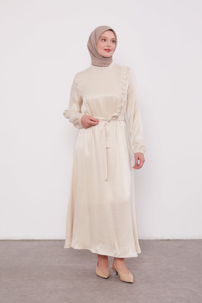 Frilled Neck Detailed Suede Belted Abaya Cream 330292