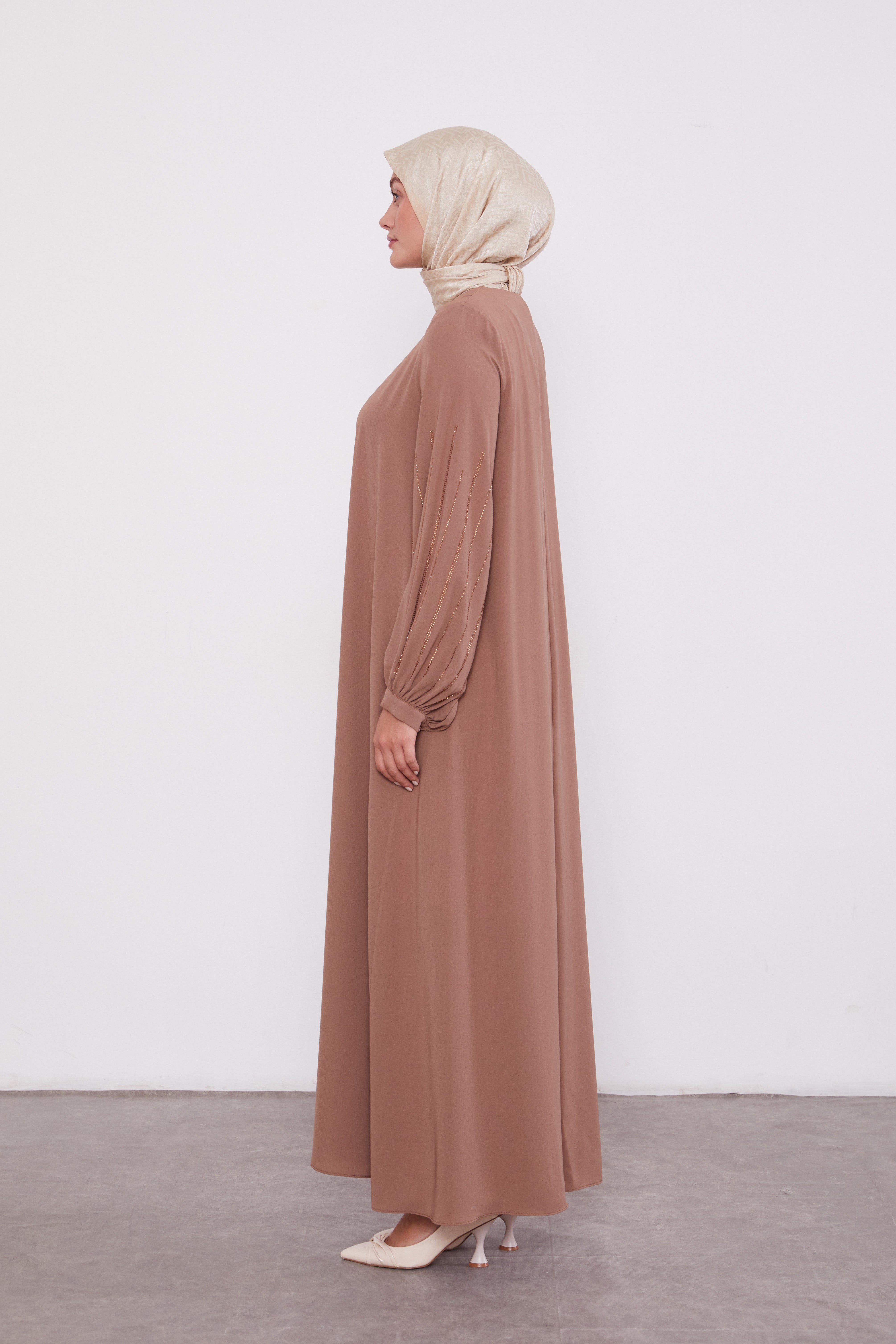 Classic Zipped Abaya with Cuffed Sequenced Sleeves Light brown 520628