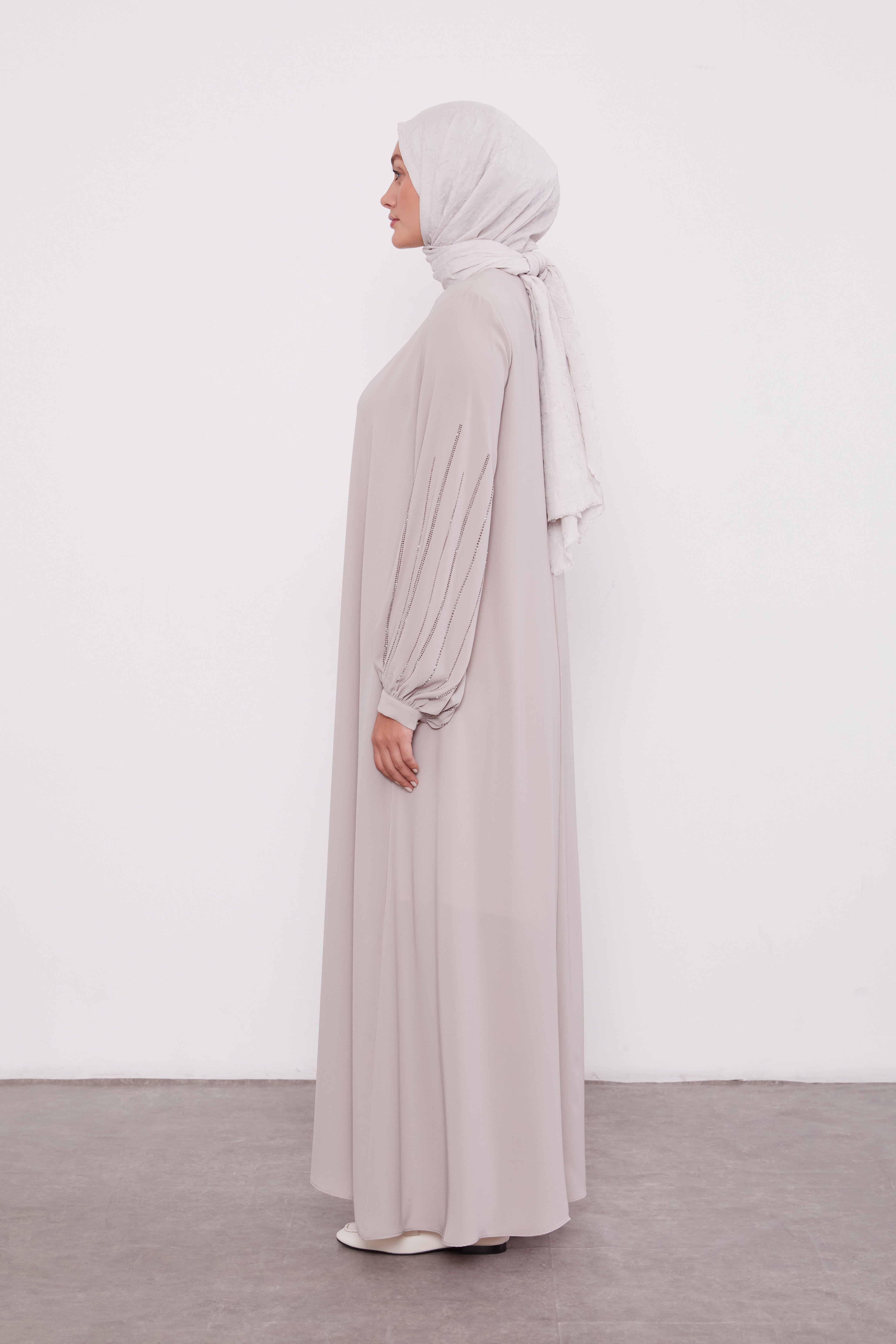 Classic Zipped Abaya with Cuffed Sequenced Sleeves Ivory 520628