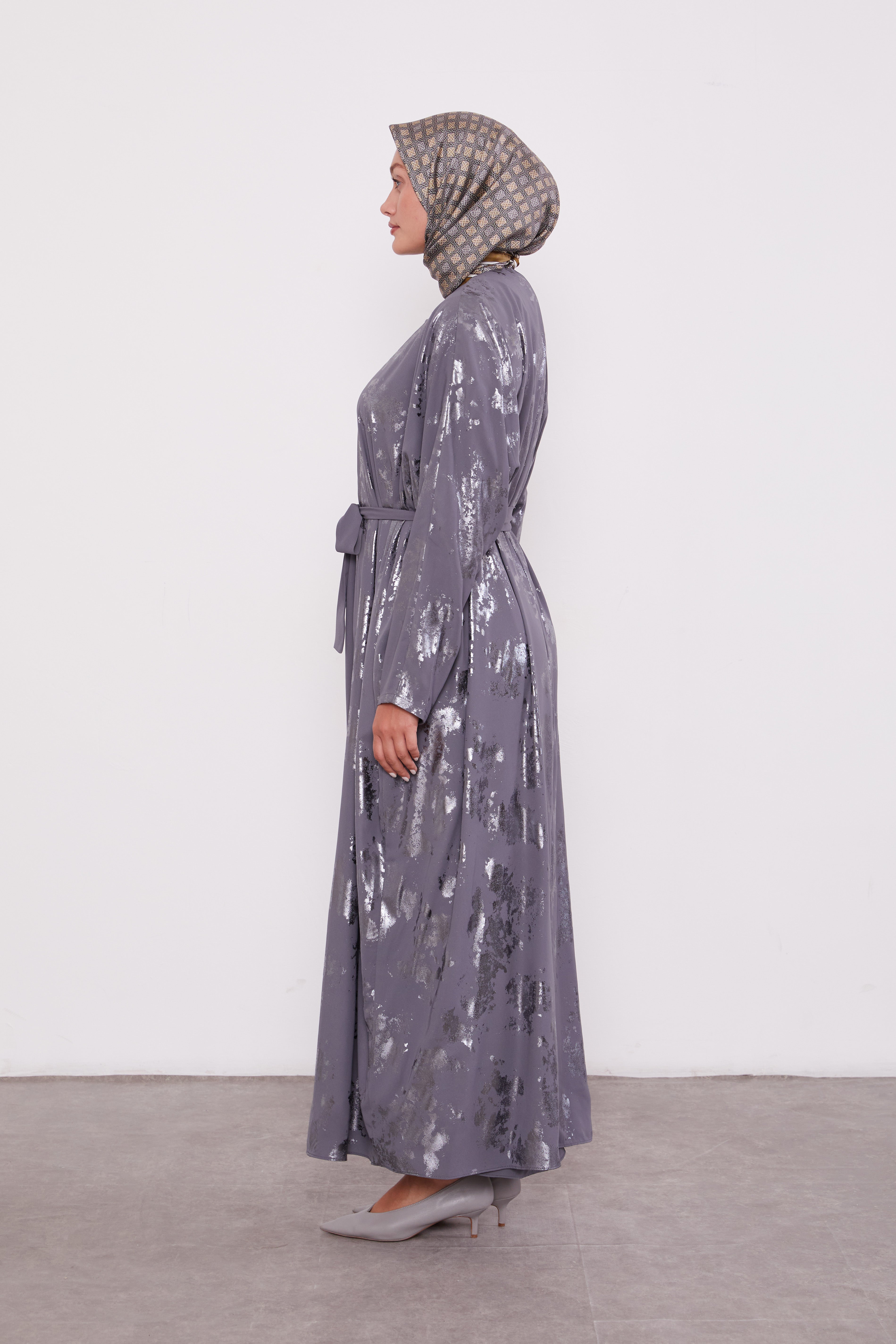 Shimmer Batwing Kimono Set Grey 520358