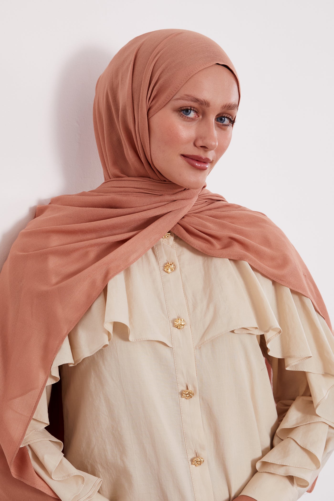 Modal Hijab Tan Col 21
