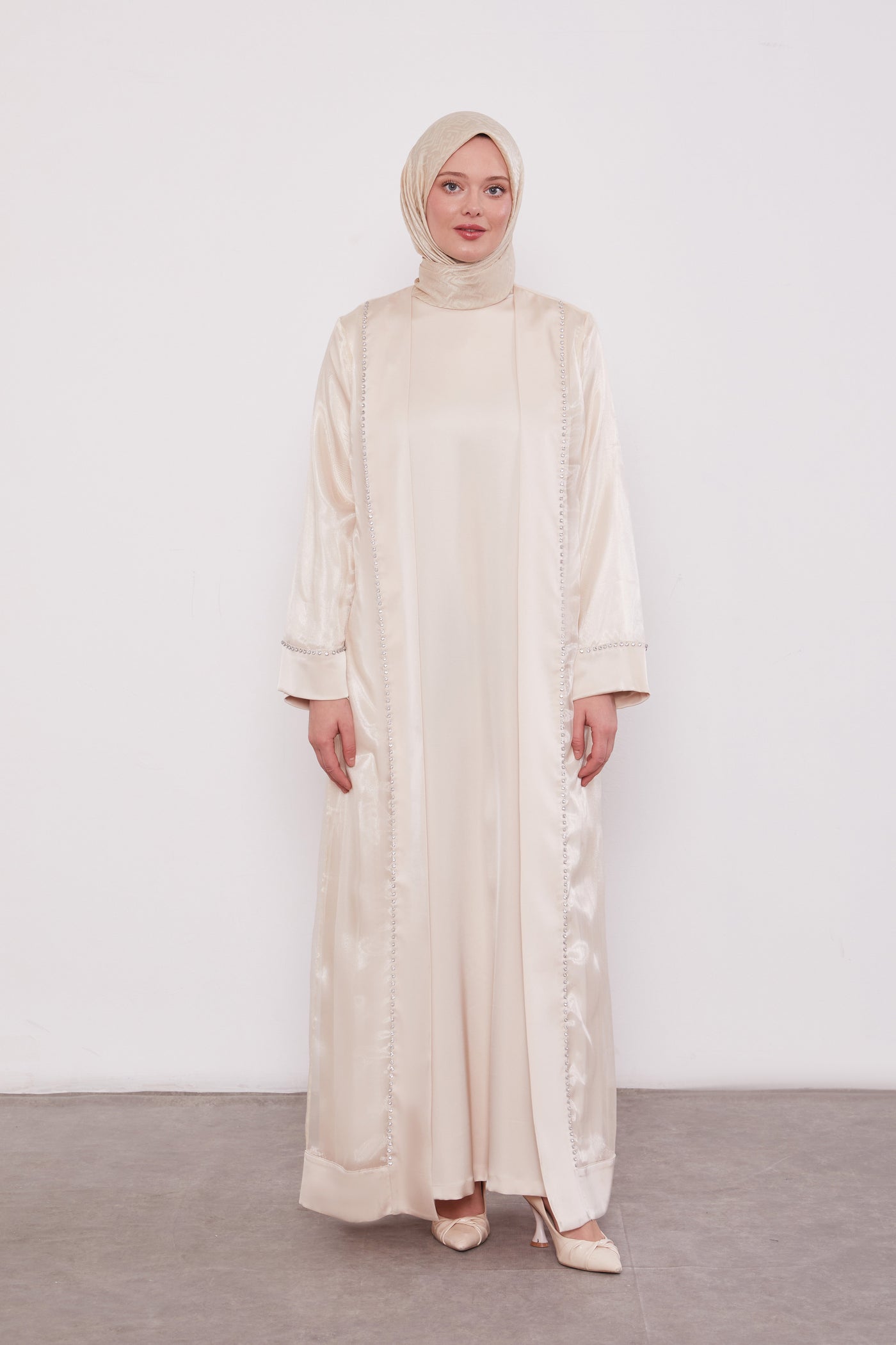 Luxury Satin 2 Piece Kimono Set  Beige 520706