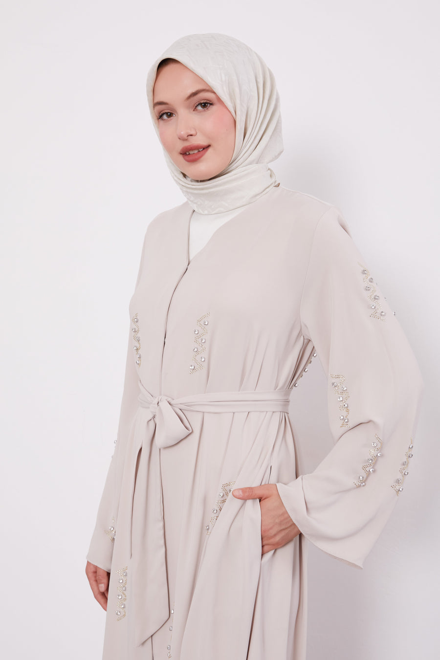 Pearl Constellation Buttoned Abaya Ivory 520369