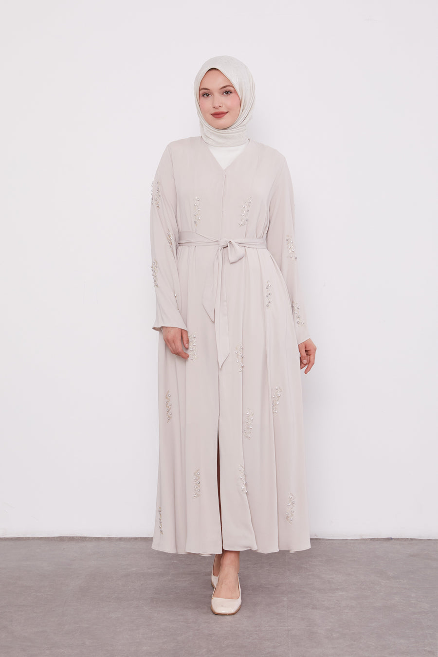 Pearl Constellation Buttoned Abaya Ivory 520369