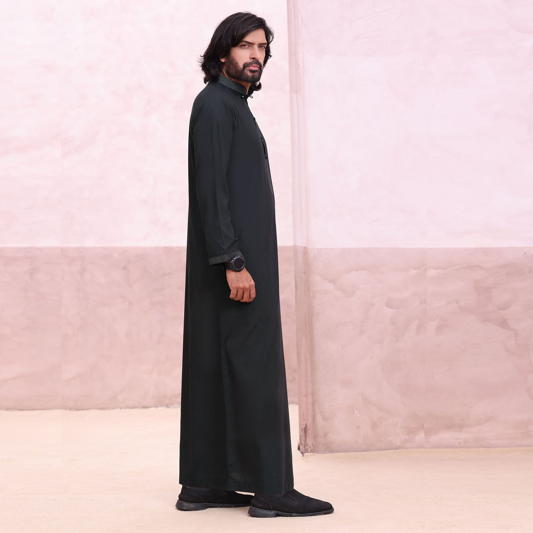 Mens Black 973 Collared Premium Thobe