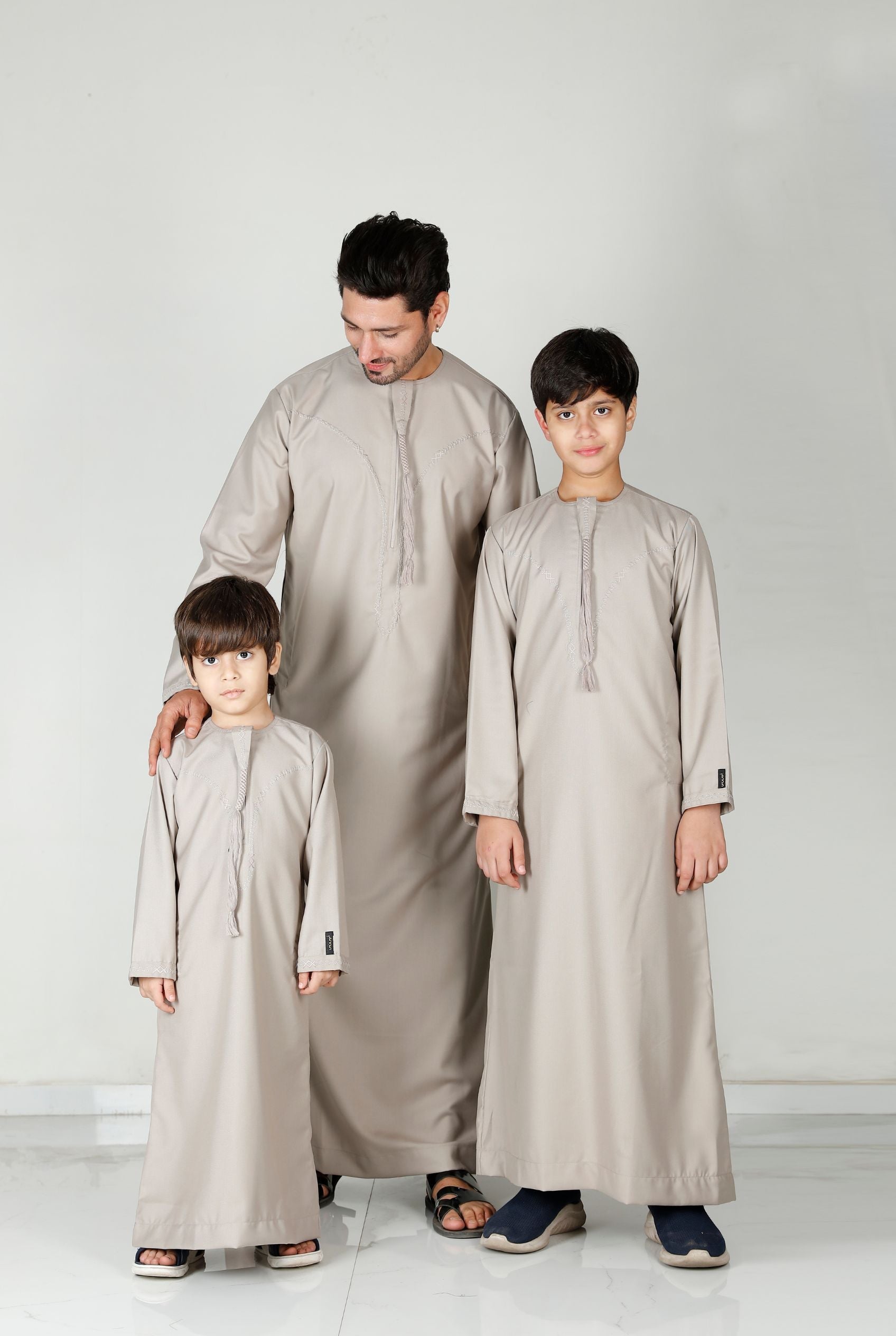 Tasselled Thobe Mocha 114 Col 5