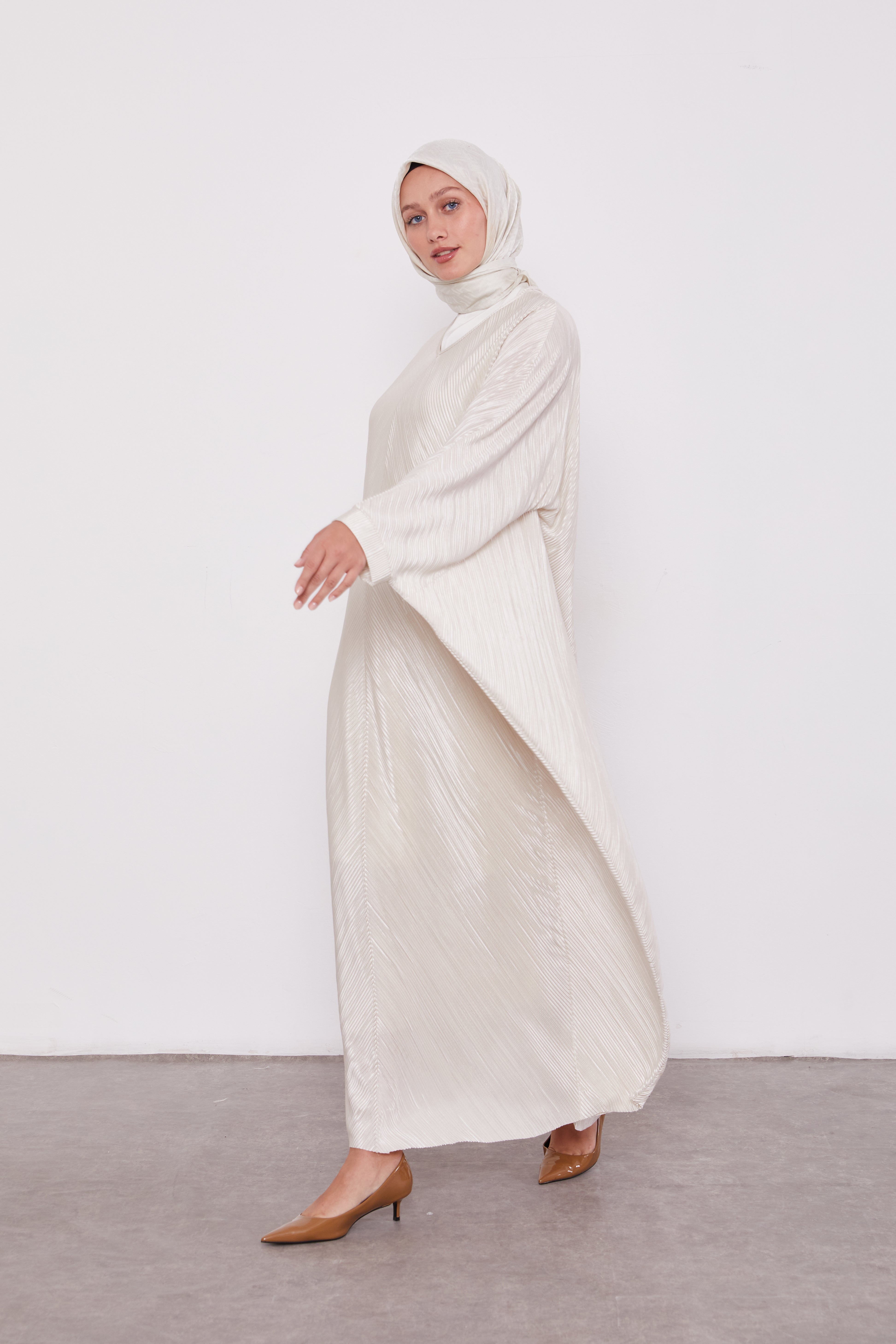 Pleated Batwing Ivory
