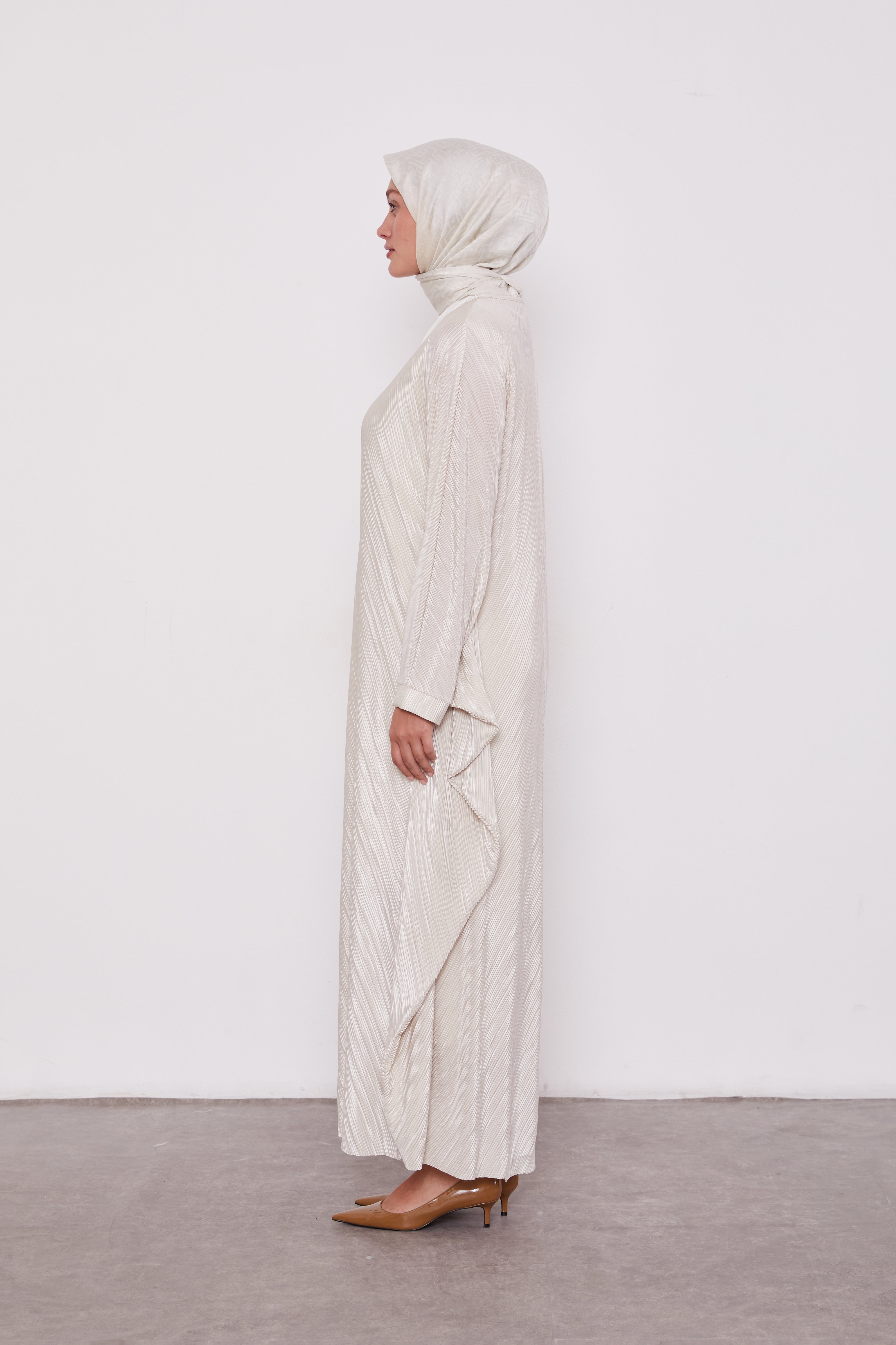 Pleated Batwing Ivory