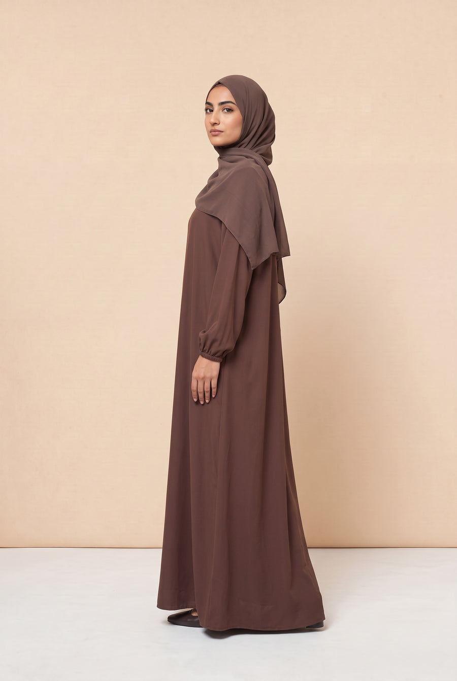 Basic Abaya Brown 324 Col 09