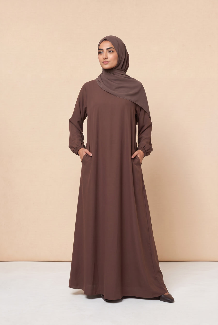 Basic Abaya Brown 324 Col 09