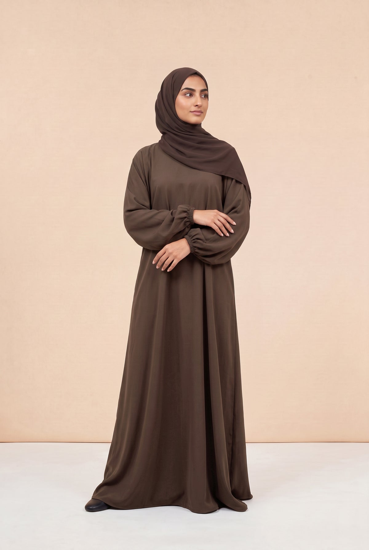 Basic Abaya Mocha 324 Col 44