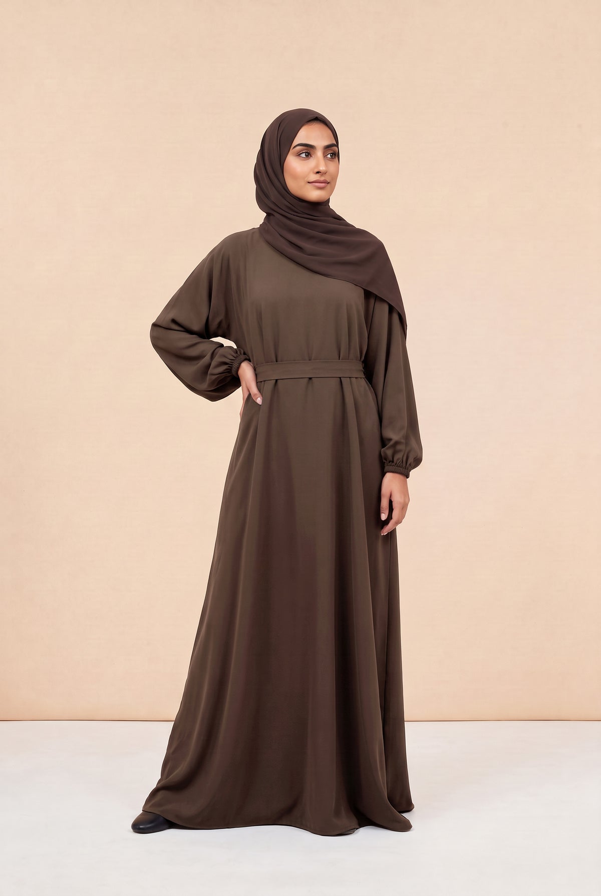 Basic Abaya Mocha 324 Col 44