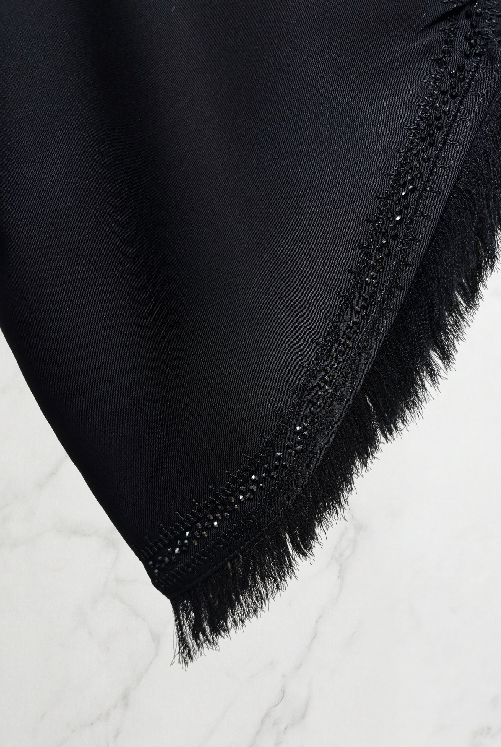 Faded Sleeve Nida Abaya Black 566 Col 1