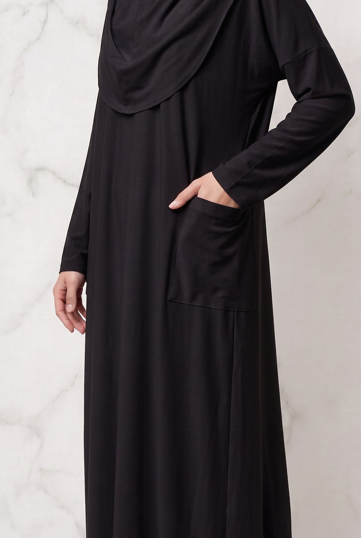 Huda Abaya with Hijab Black 520671