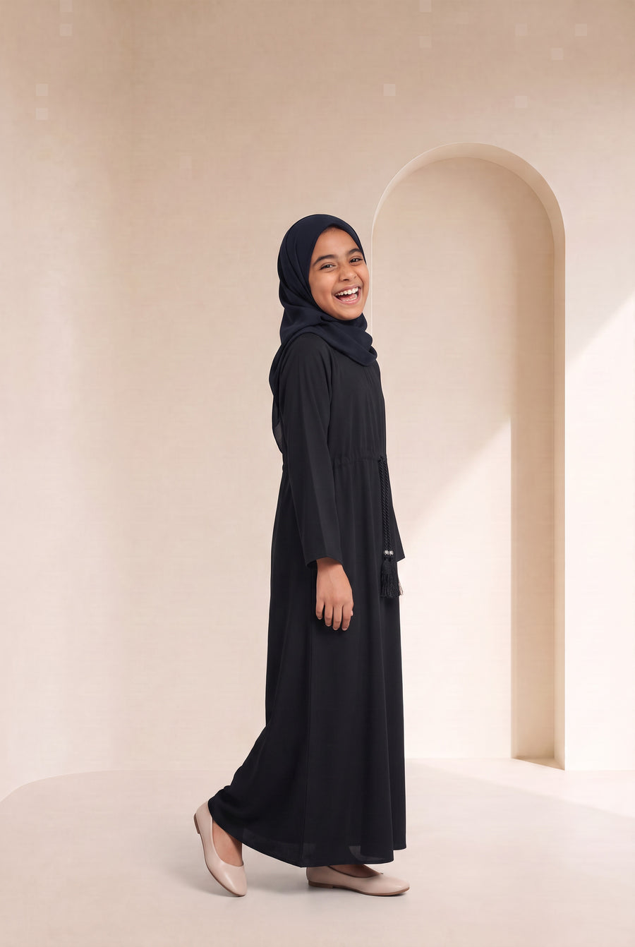 Girls Drawstring Abaya Black 681