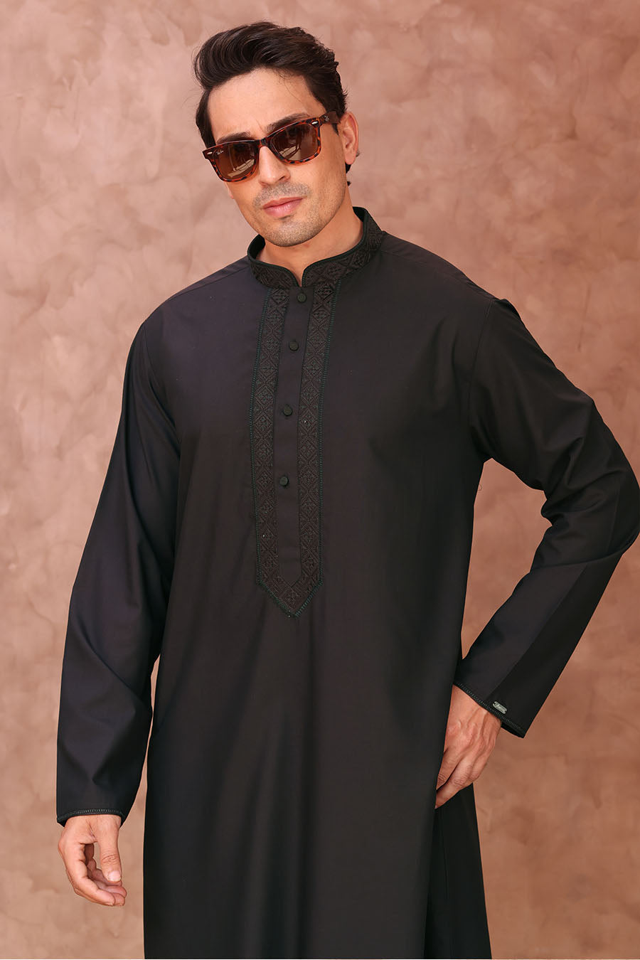 Signature Embroidered Thobe Maroon 1022
