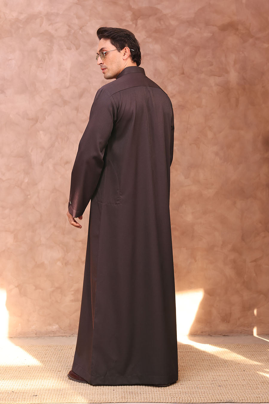Essential Collared Thobe Maroon 1065