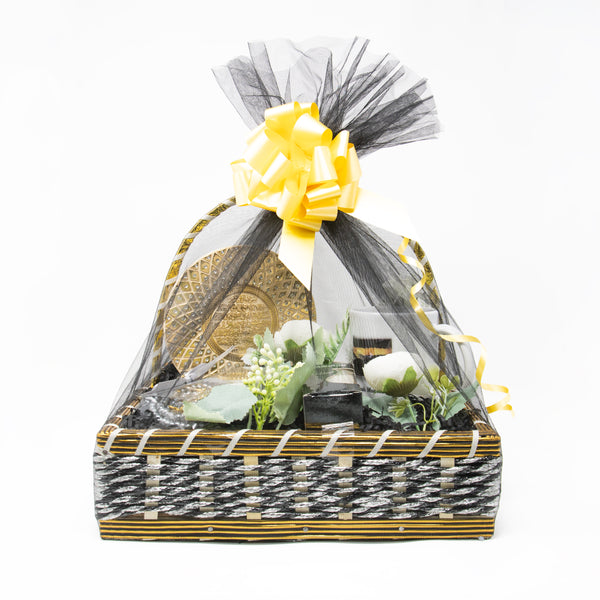 Mens Black Rich Umrah Gift Hamper