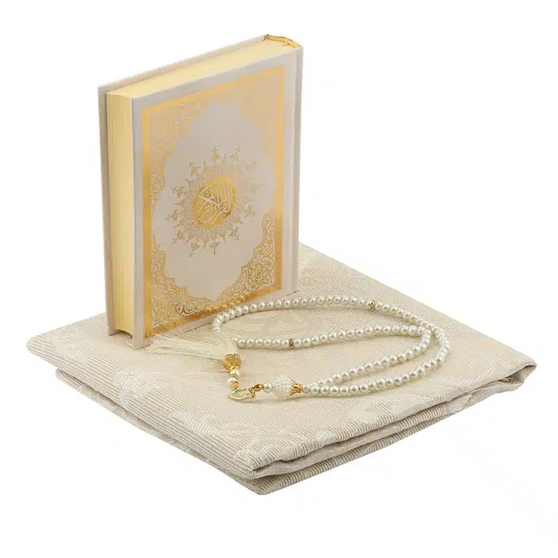 Cream and Gold Small Quran Gift Set