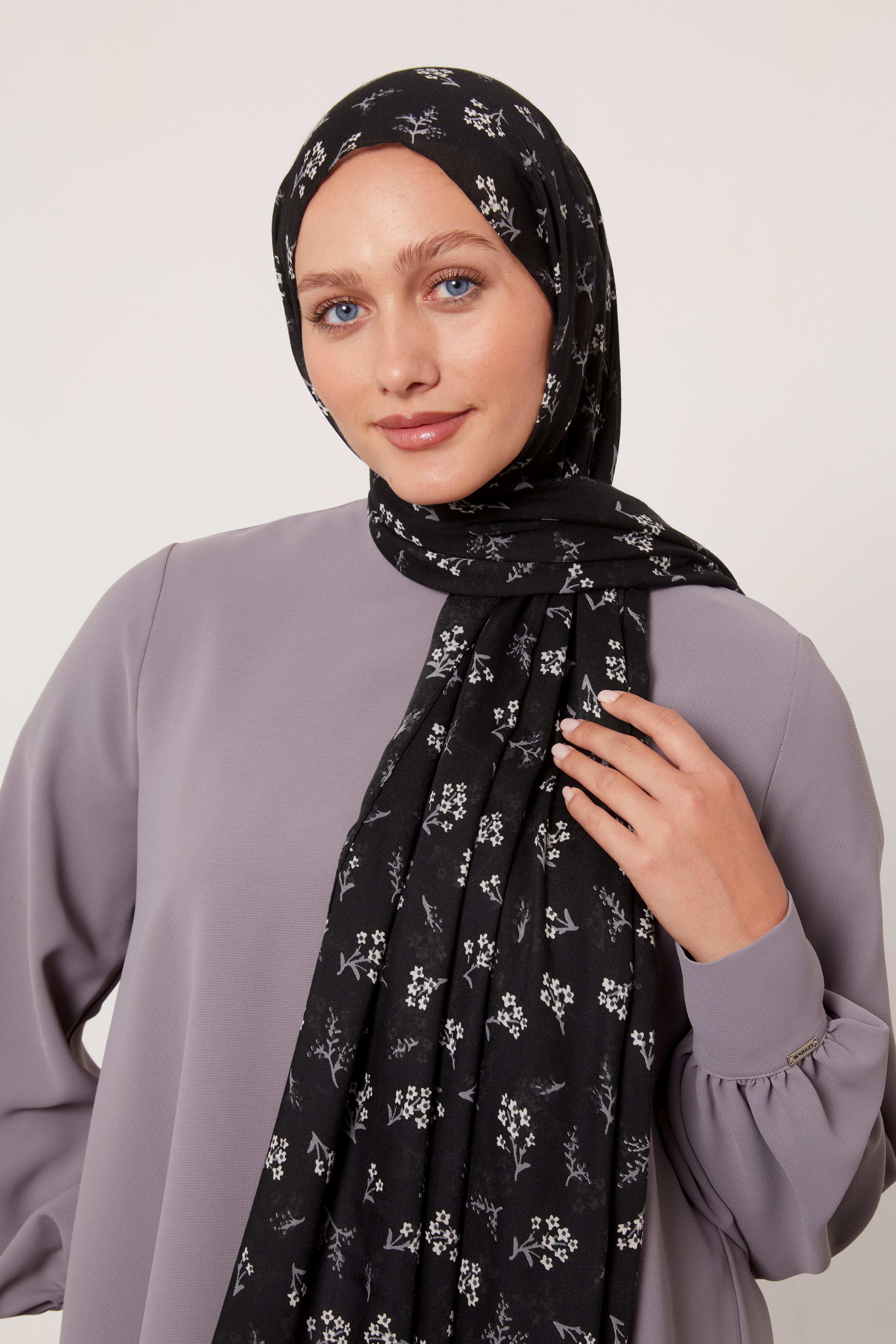 Scattered Floral Cotton Hijab Col 3
