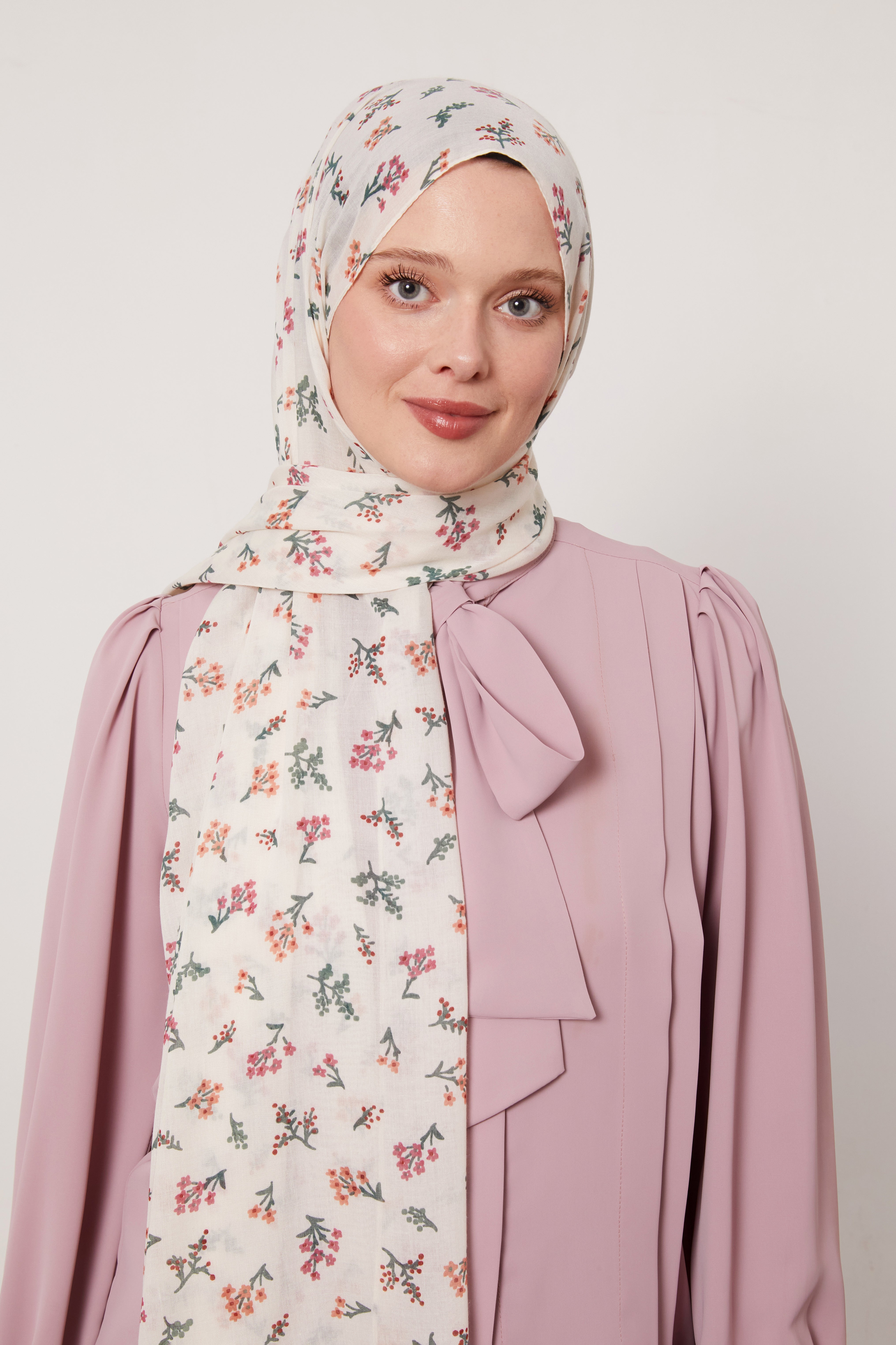 Scattered Floral Cotton Hijab Col 7