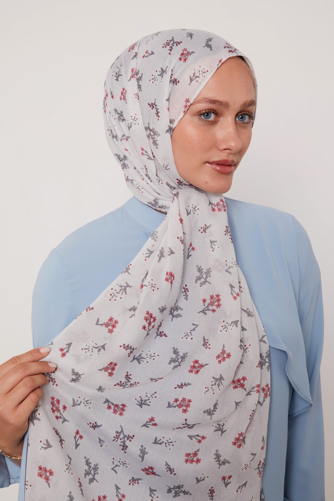Scattered Floral Cotton Hijab Col 11