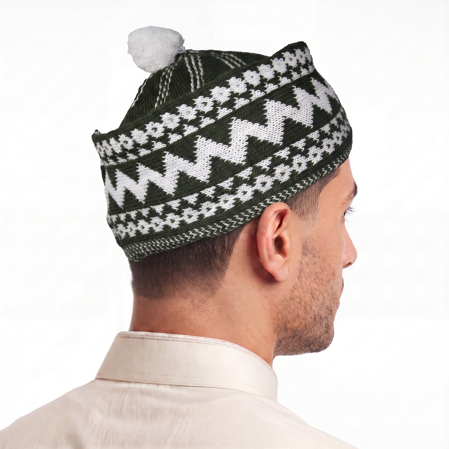 Zigzag Pom Pom Prayer Hat Green